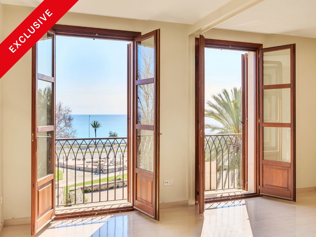 Zonnig appartement te huur voor zes maanden – met lift, balkon en uitzicht op zee in Calatrava
