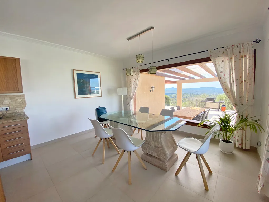 Prachtige finca met uitgebreid uitzicht op zee-6