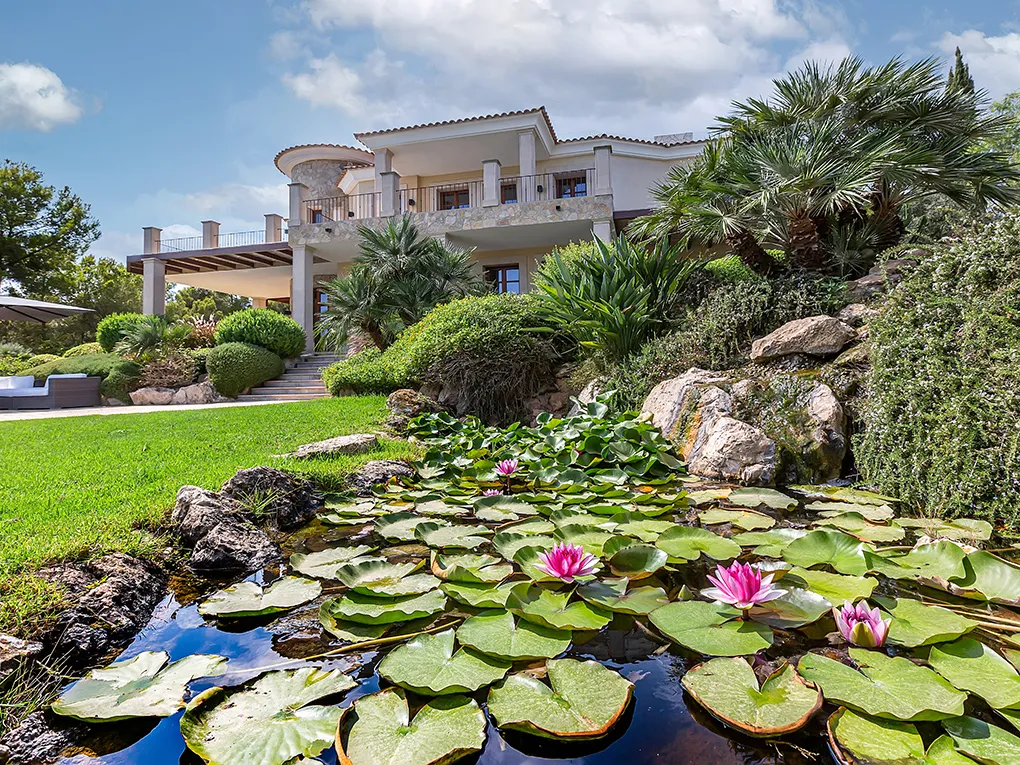 Prachtige villa met uitzicht op zee-1