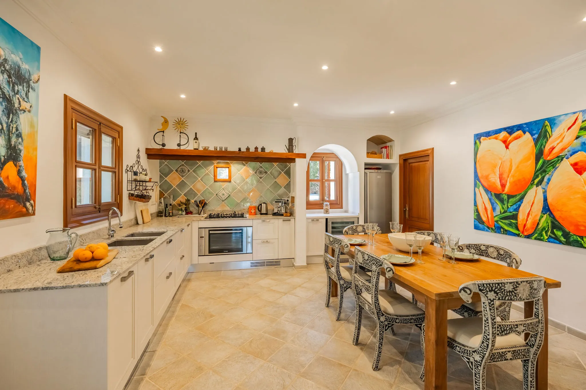 Finca exclusiva en ubicación elevada: privacidad, tranquilidad y elegancia atemporal-4