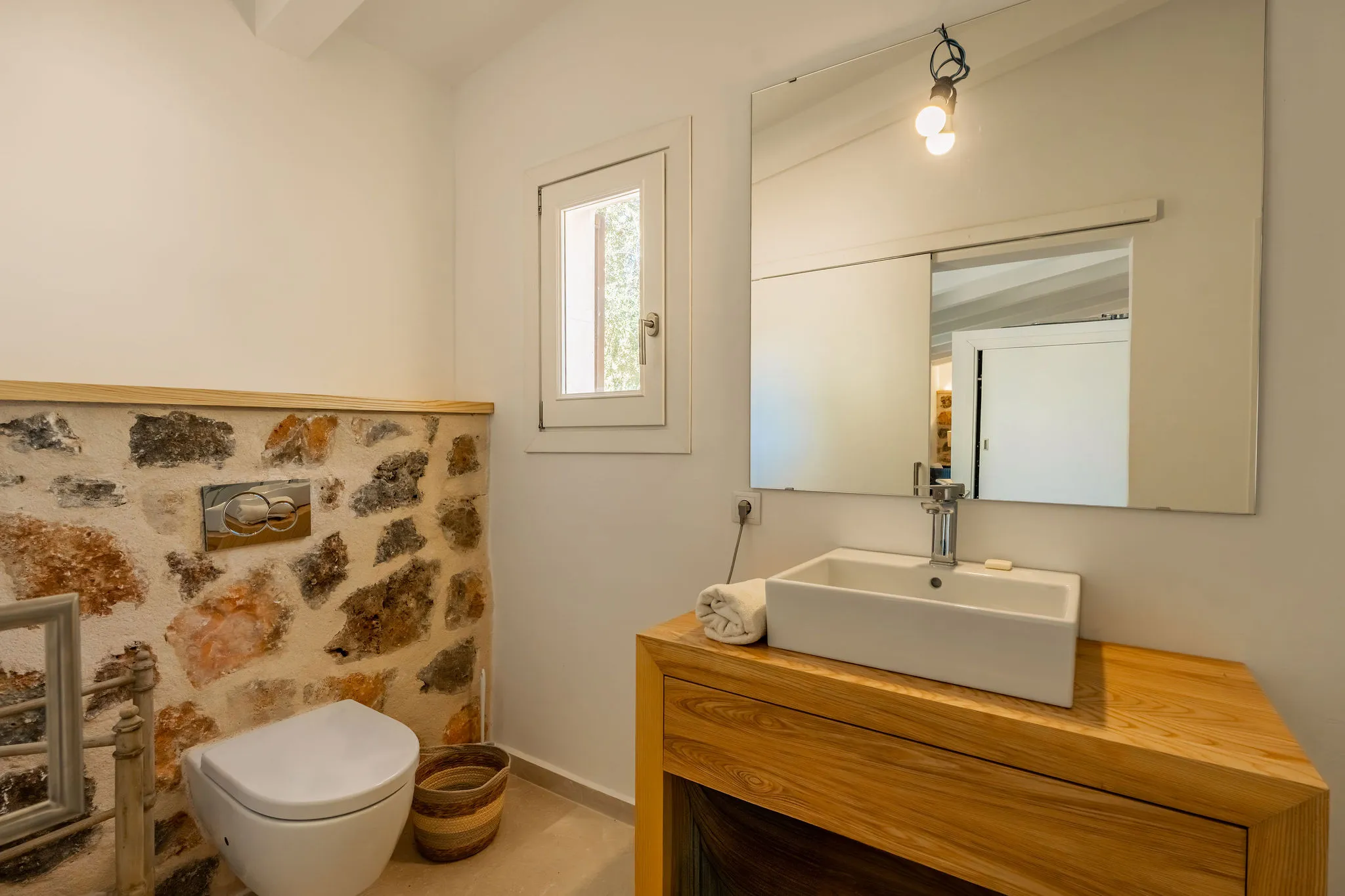 Finca exclusiva en ubicación elevada: privacidad, tranquilidad y elegancia atemporal-13