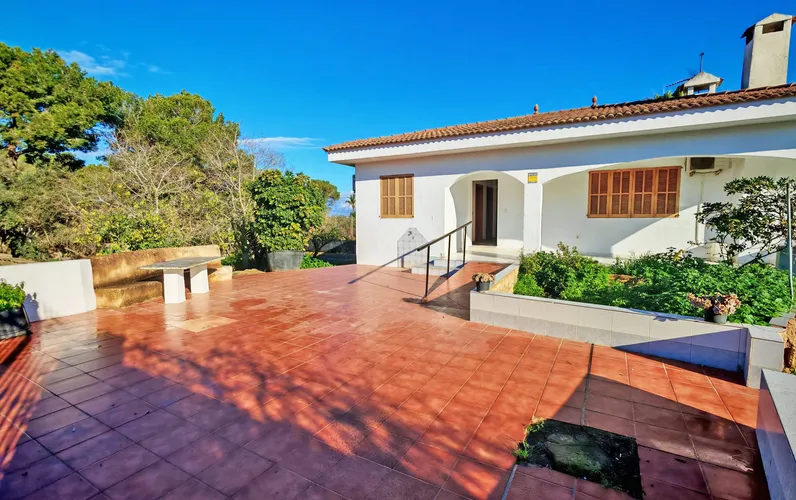 Bungalow met groot perceel