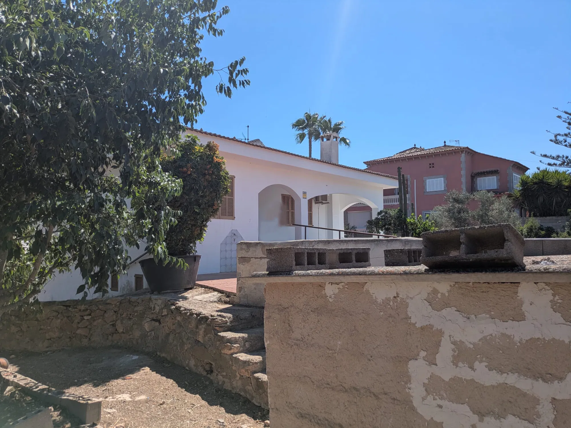 Bungalow med stor grund-12