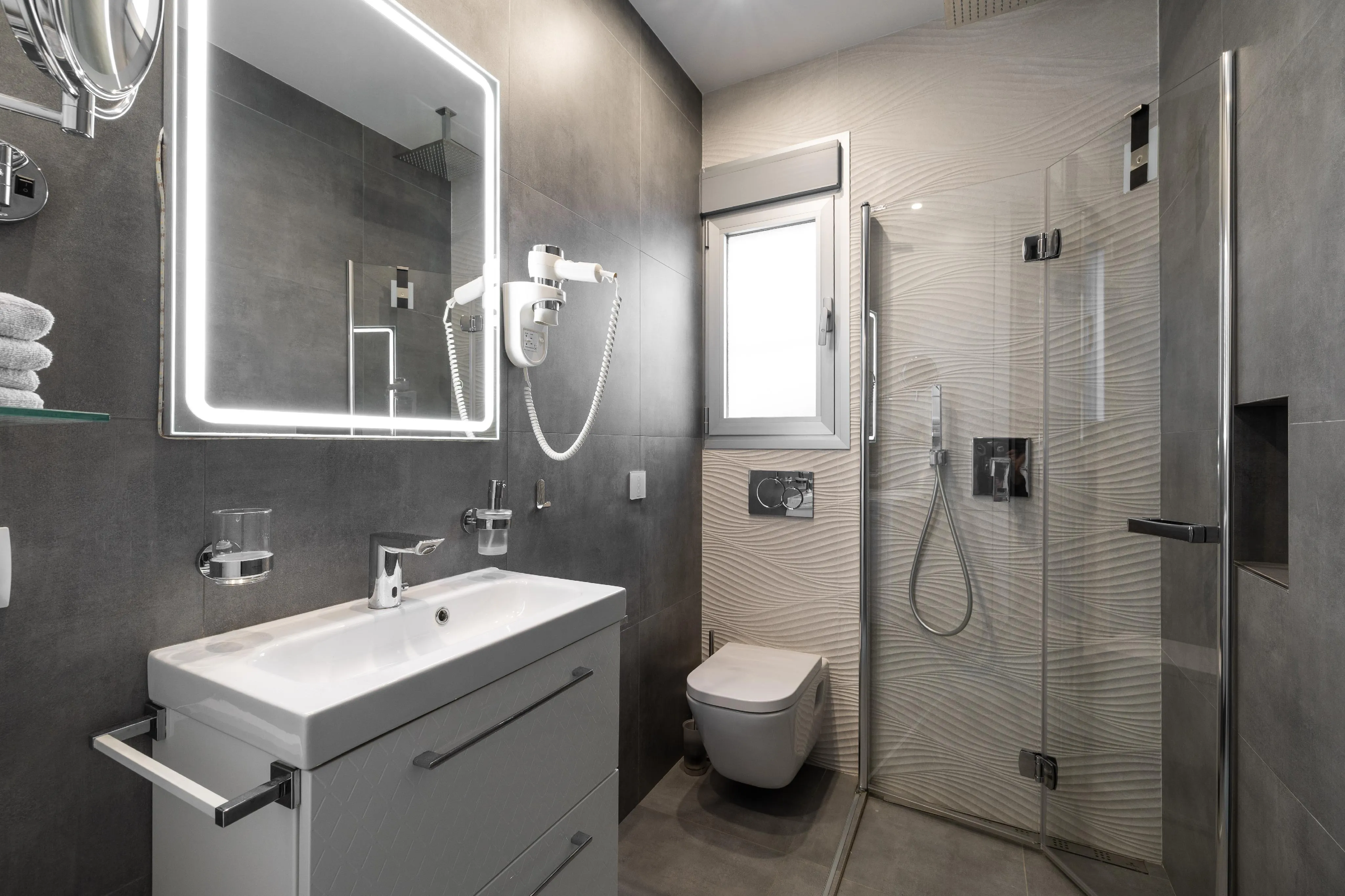 Pareado moderno con vistas al mar-9