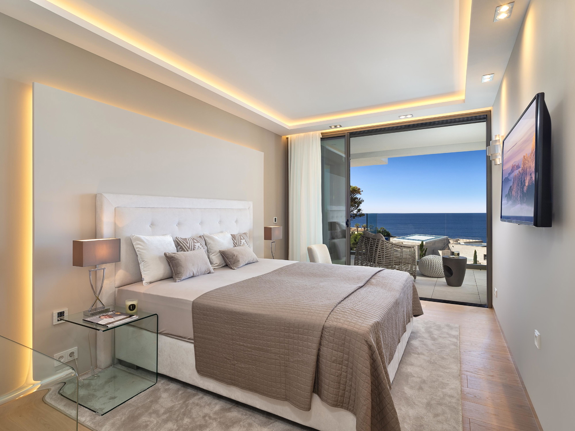 Hermosa Villa Moderna con Vistas Panorámicas al Mar en Nova Santa Ponsa-9