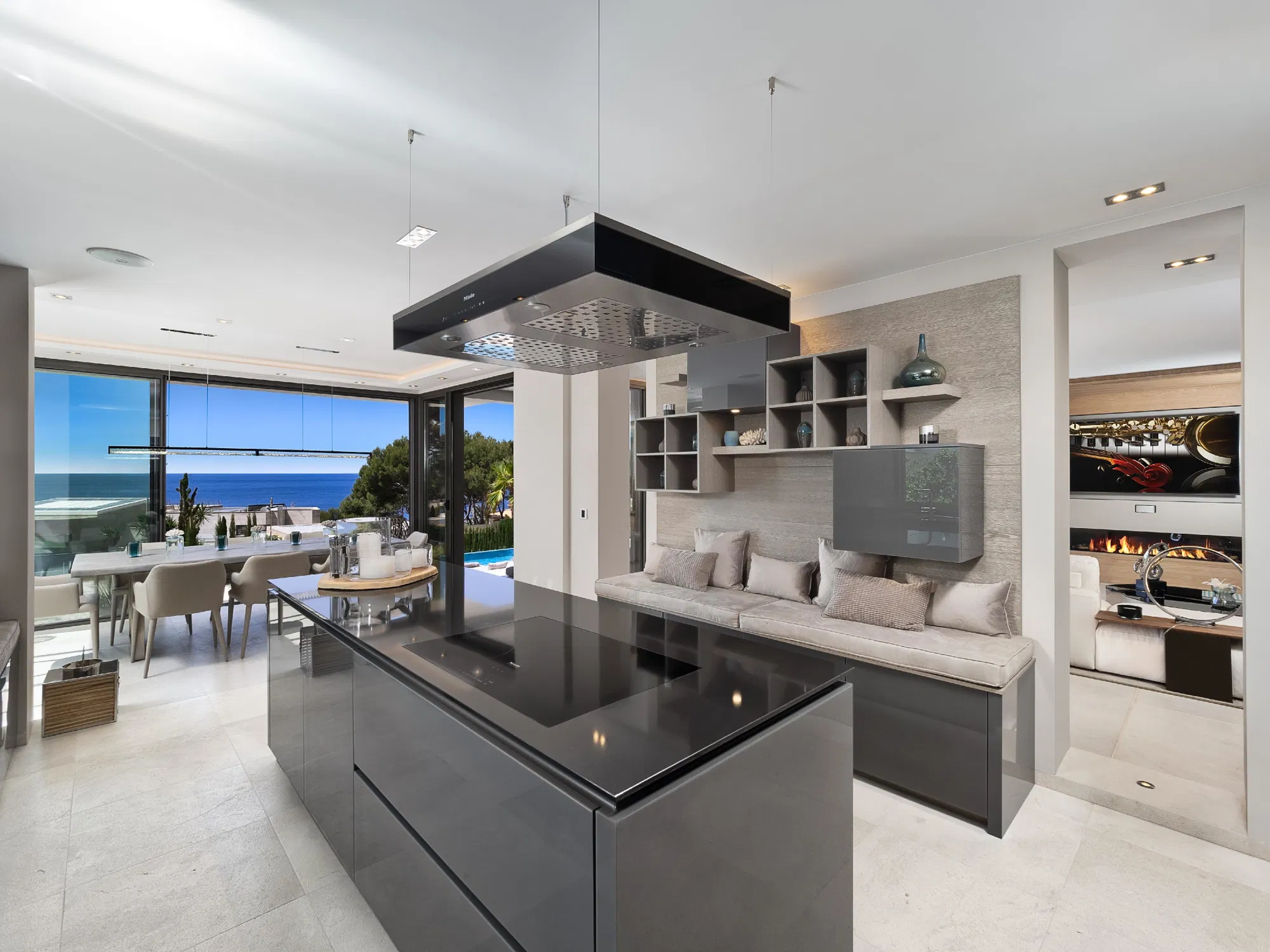 Hermosa Villa Moderna con Vistas Panorámicas al Mar en Nova Santa Ponsa-3