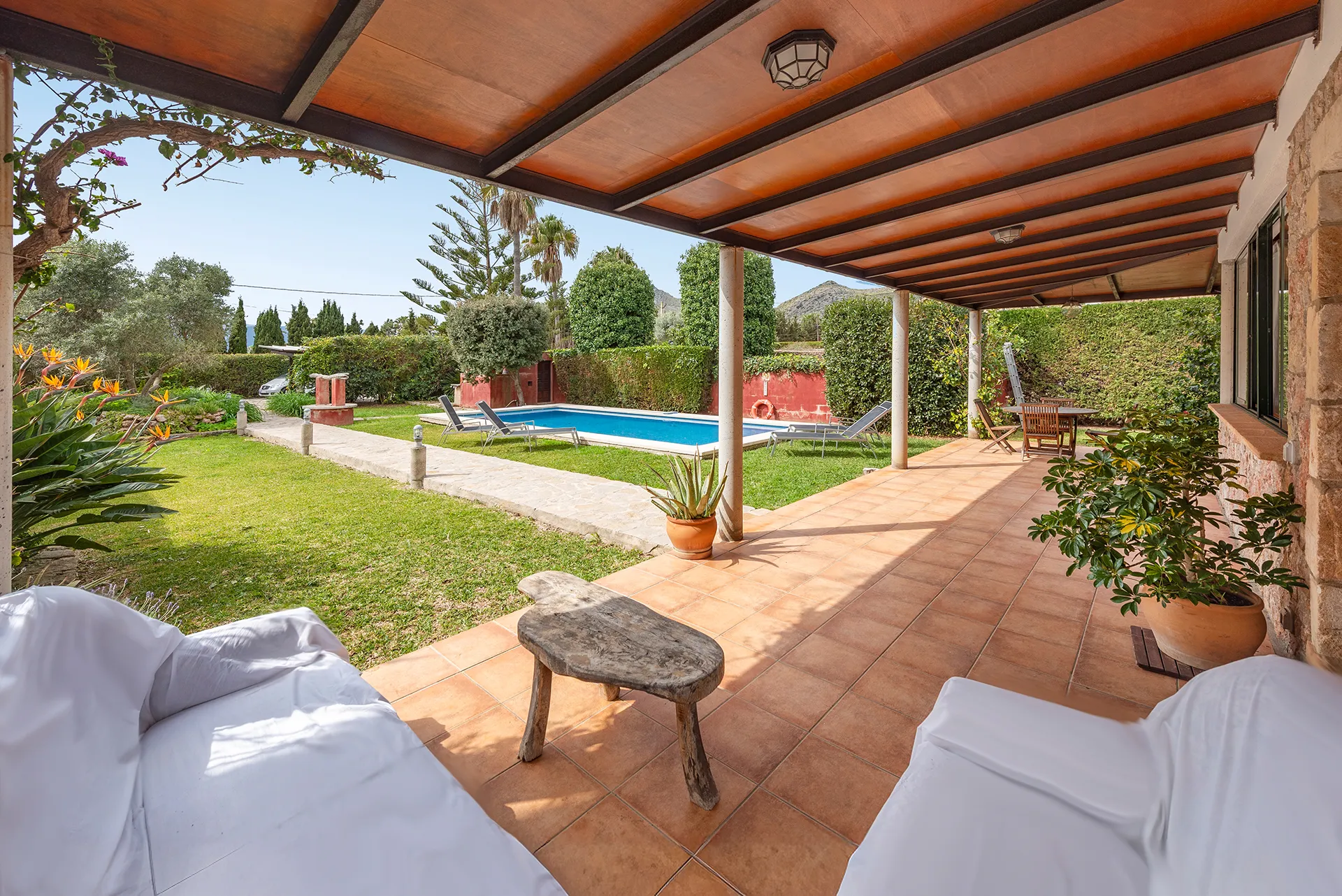 Conjunto de dos villas con licencia, su negocio de alquiler vacacional listo para funcionar en Puerto Pollensa-34