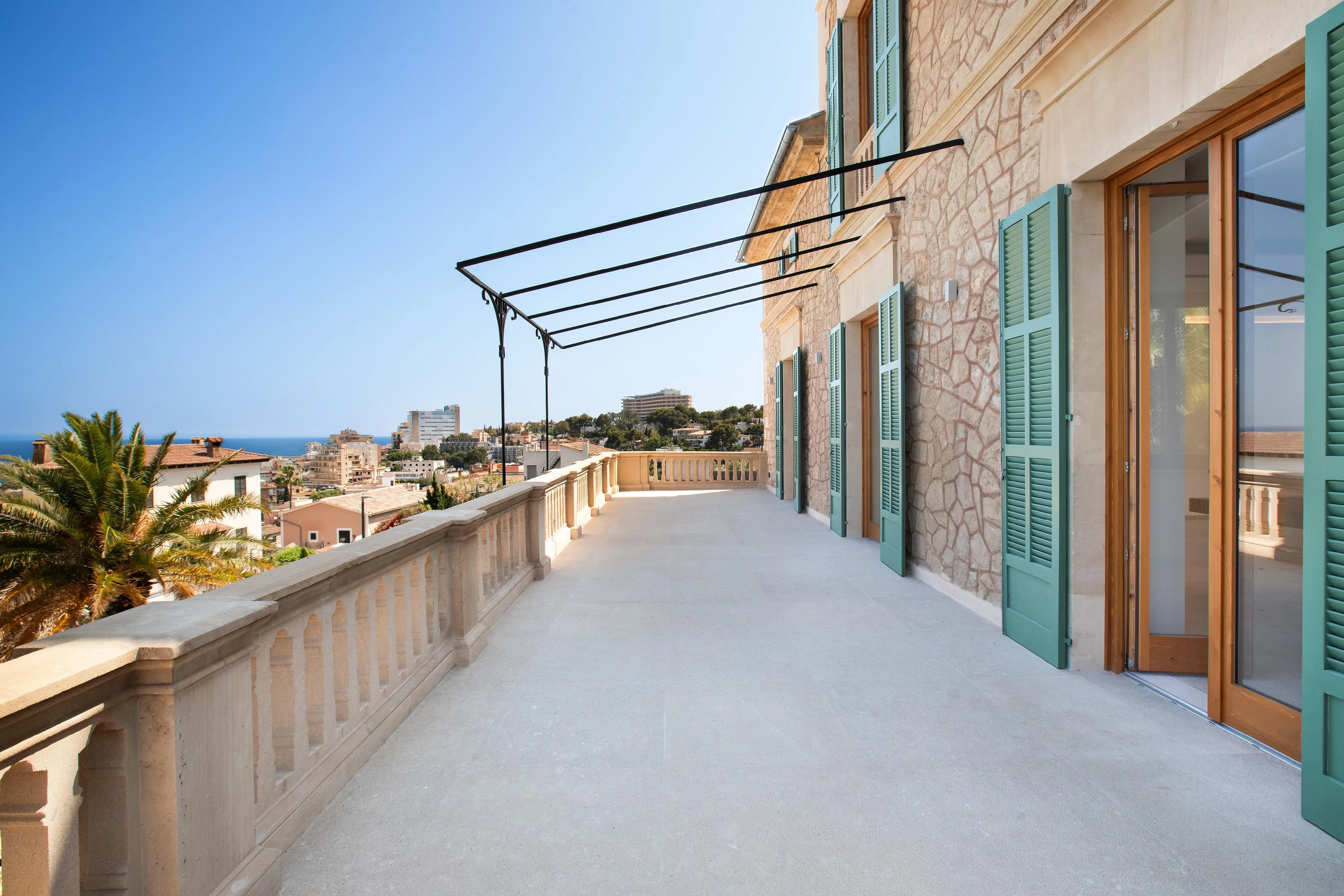 Un palazzo moderno con storia e lusso a Terreno-6