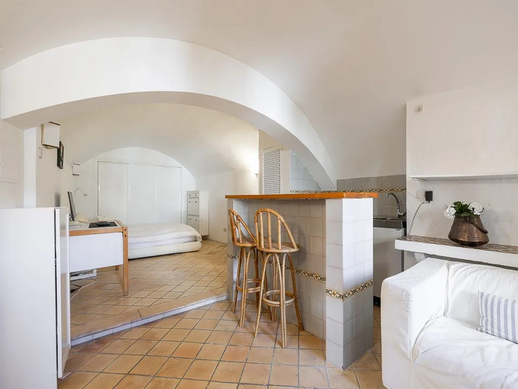 Projekt renowacji: przestronne mieszkanie w okazałym budynku z fantastycznym ogrodem i potencjałem-13