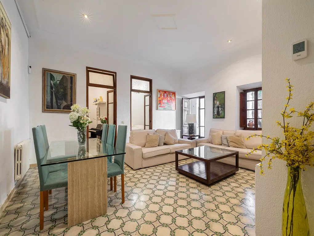 Projekt renowacji: przestronne mieszkanie w okazałym budynku z fantastycznym ogrodem i potencjałem-3