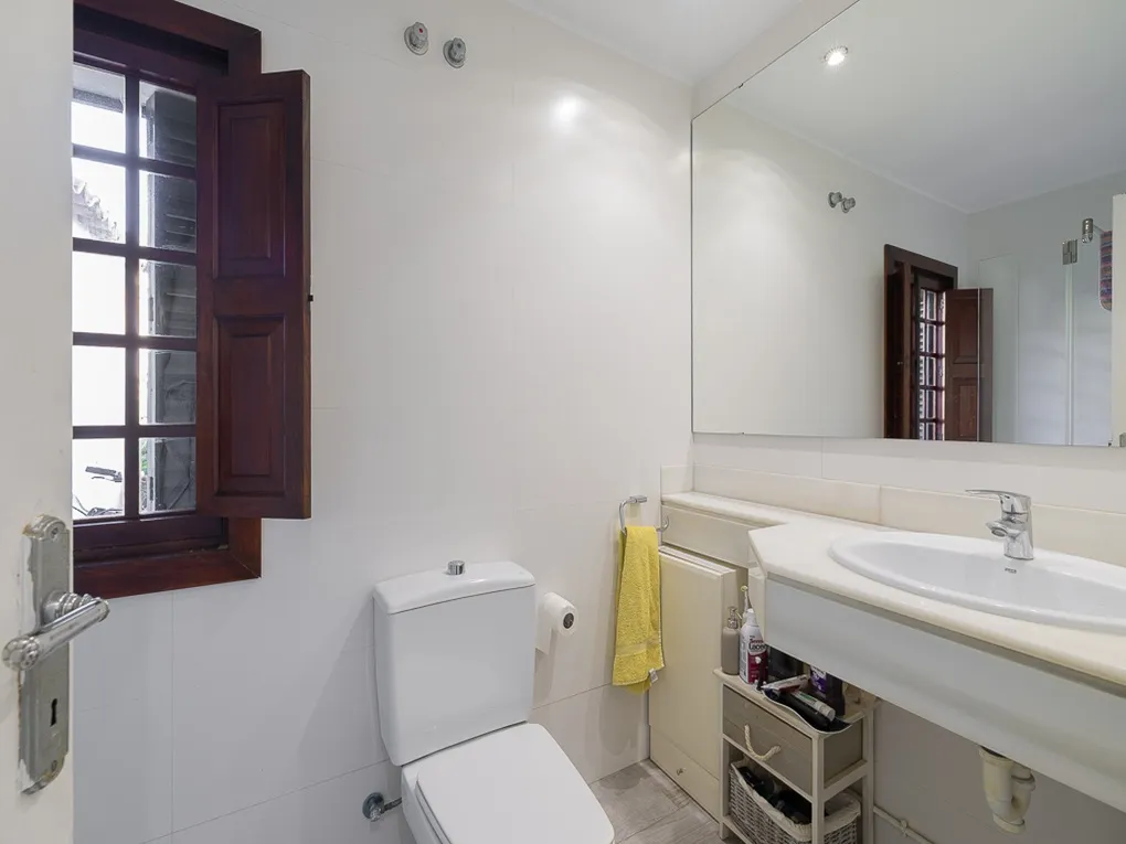 Проект реконструкции: Просторная квартира в величественном здании с фантастическим садом и потенциалом-11