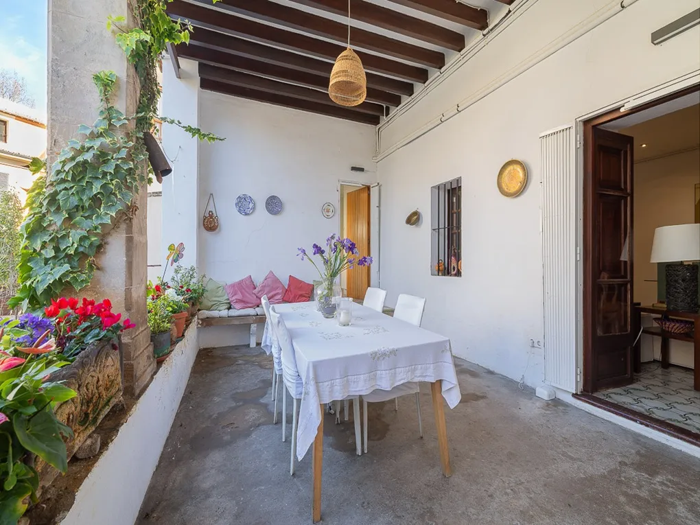 Проект реконструкции: Просторная квартира в величественном здании с фантастическим садом и потенциалом-4