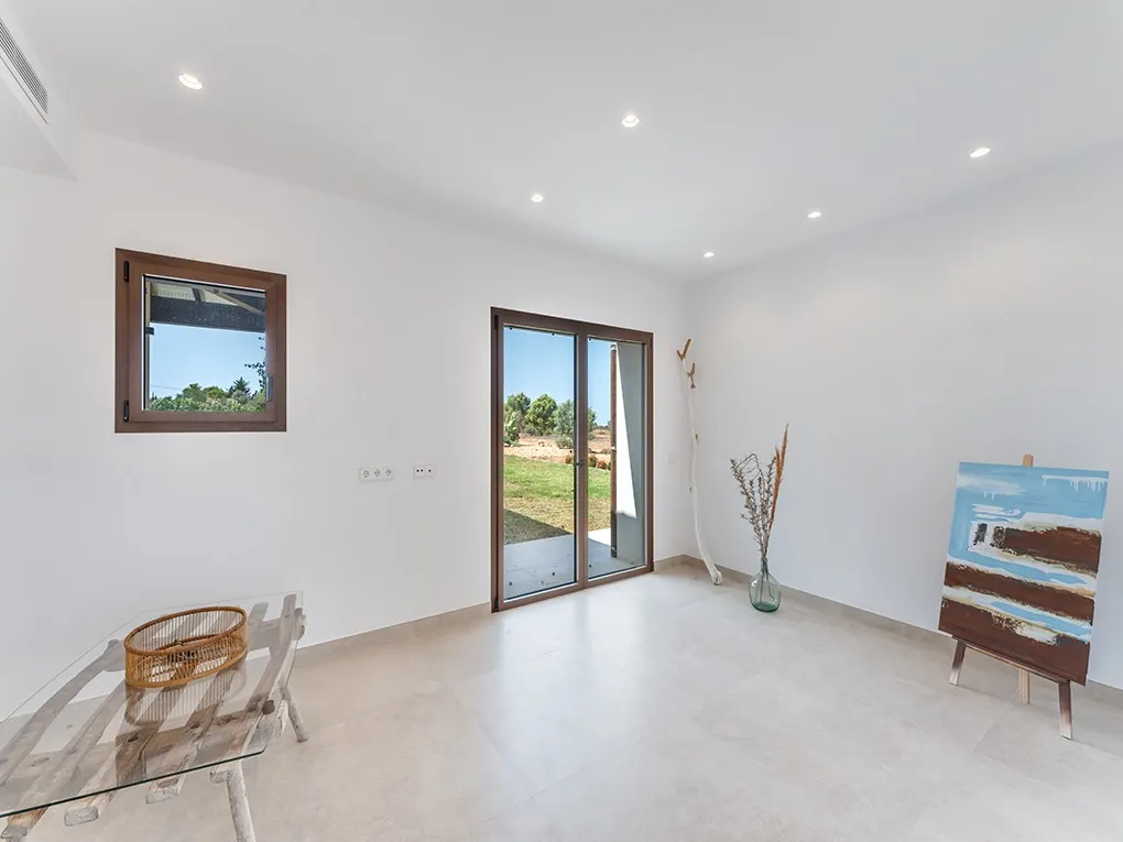 Innovadora finca de nova construcció prop de Ses Salines-13