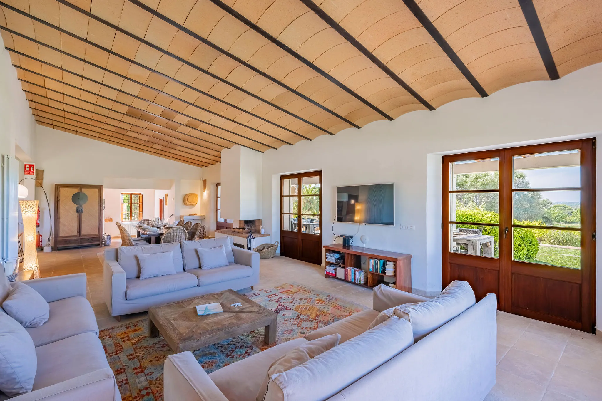 Finca ensemble with panoramic views near Santanyí-8