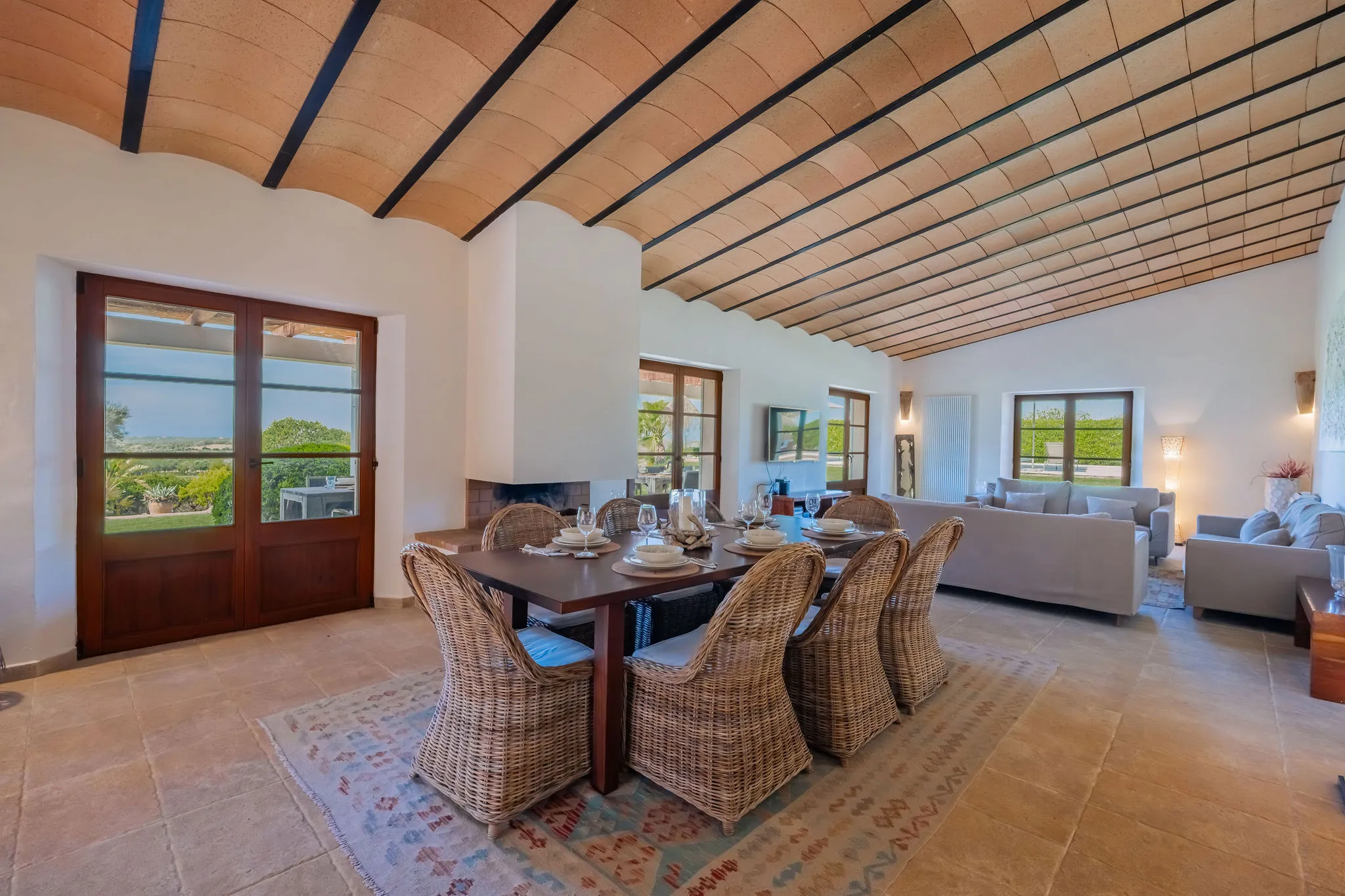 Finca ensemble with panoramic views near Santanyí-5