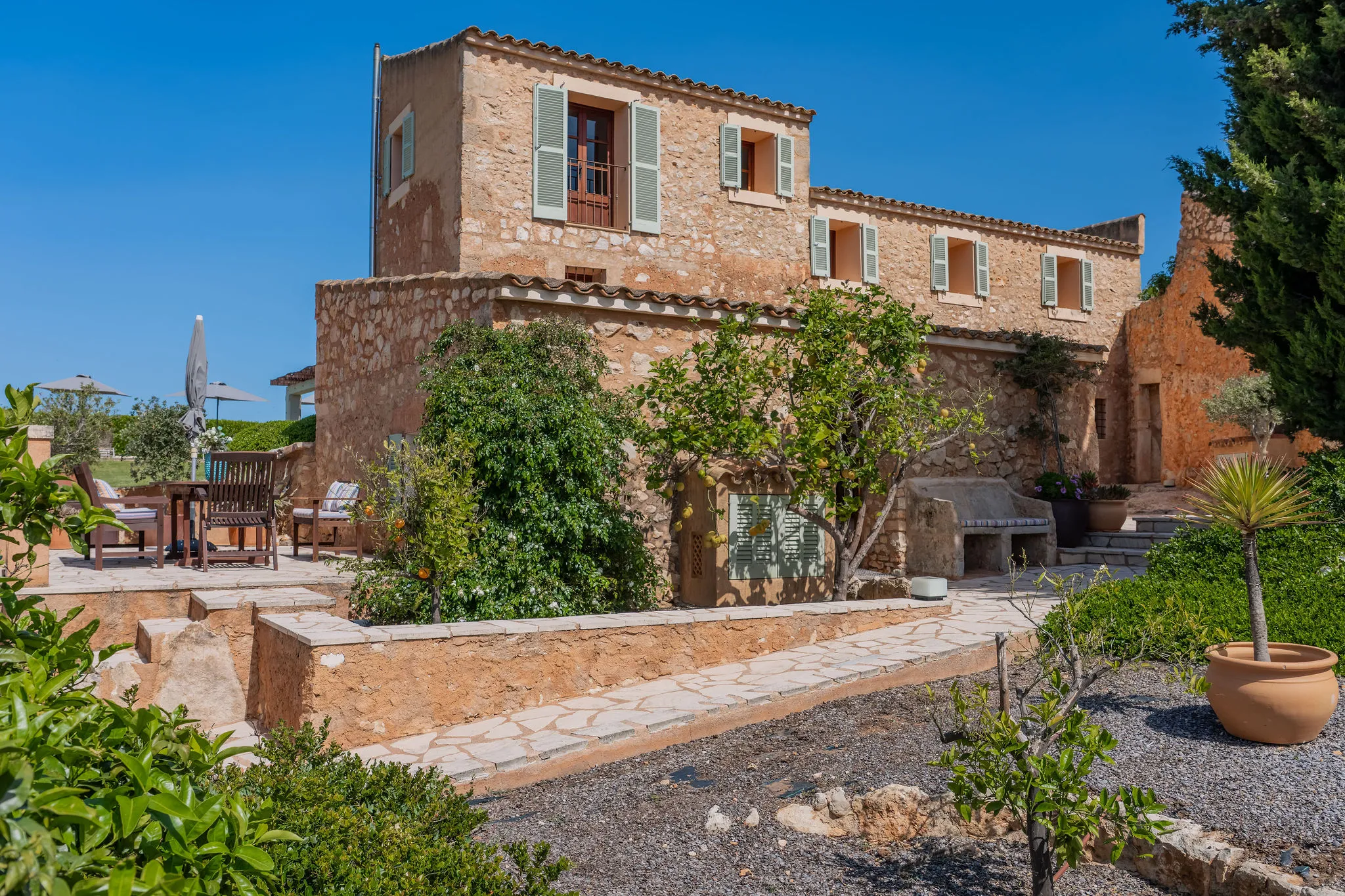 Finca ensemble with panoramic views near Santanyí-4