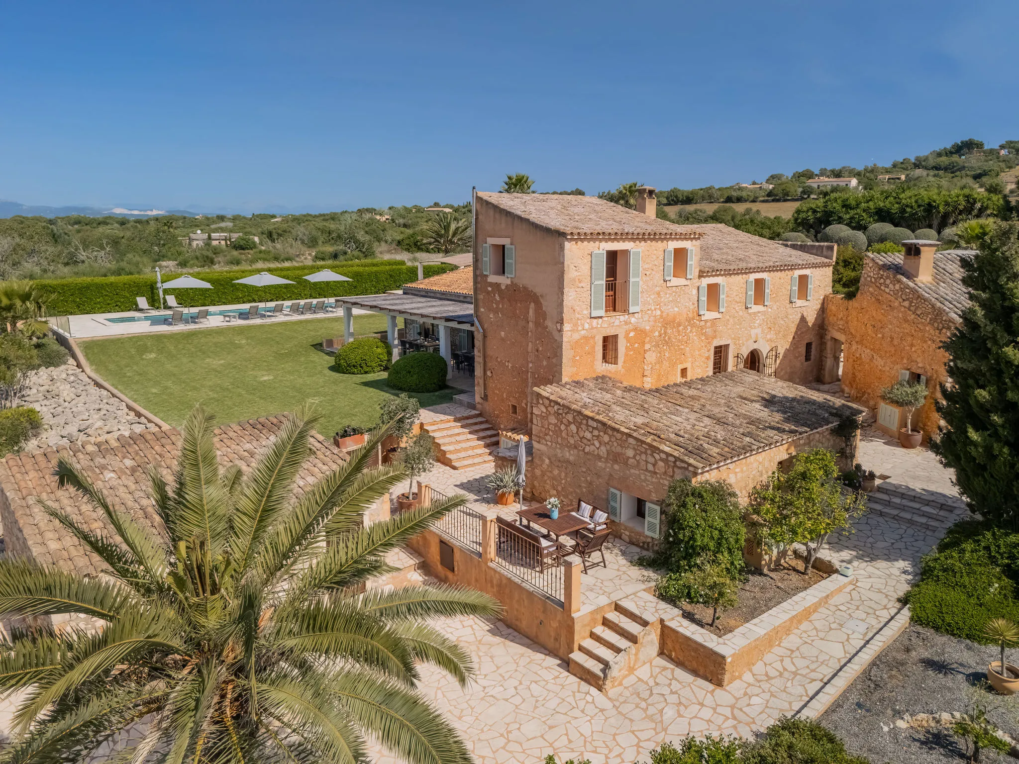 Finca ensemble with panoramic views near Santanyí-3