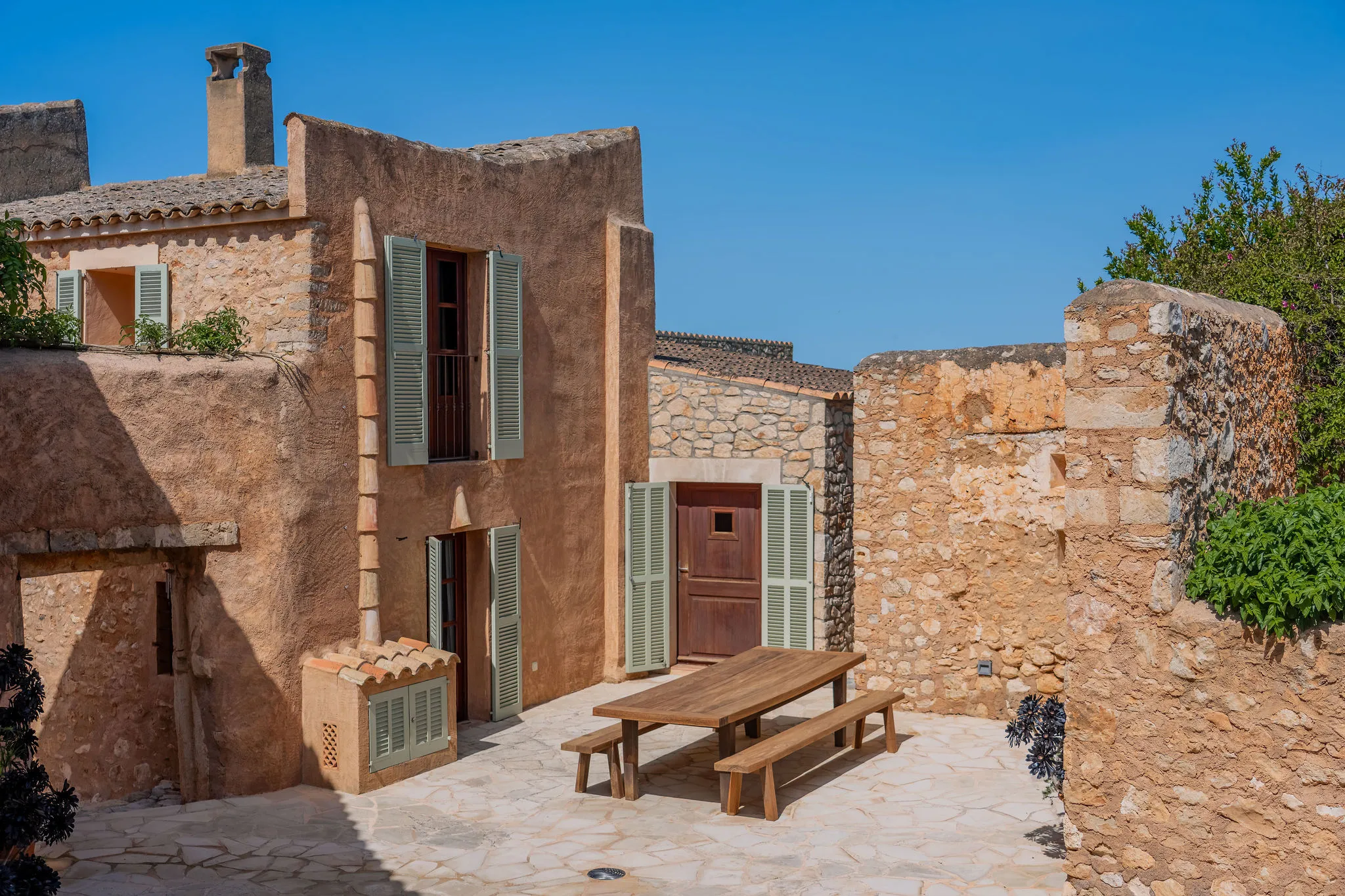Finca ensemble with panoramic views near Santanyí-18