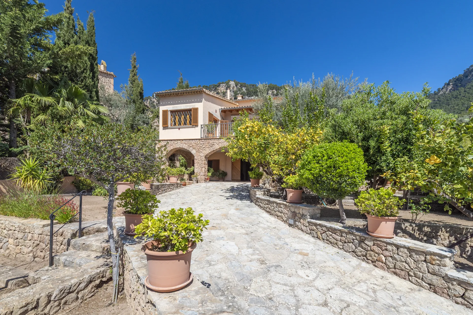 Chalet in Valldemossa-1