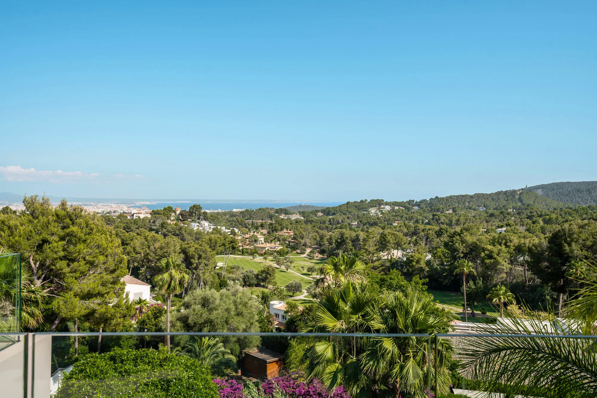 Villa moderne avec vue sur mer-13