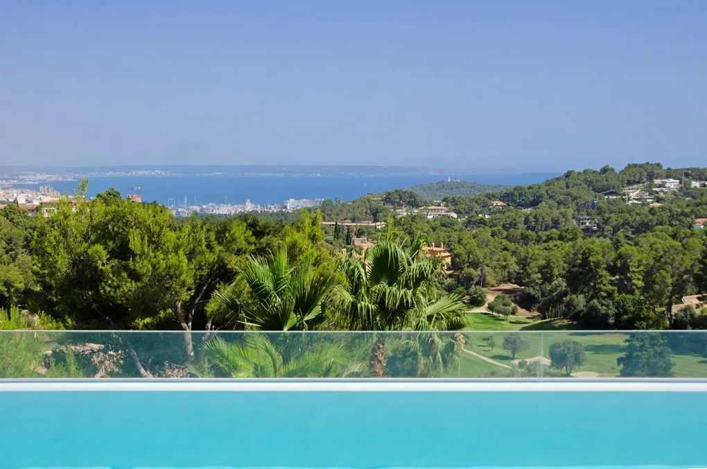 Contemporary sea view villa in Son Vida-2