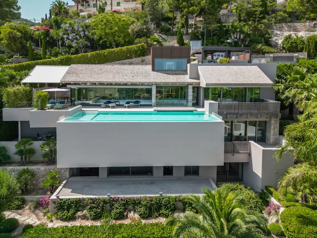 Villa contemporanea vista mare a Son Vida, Palma di Maiorca-25