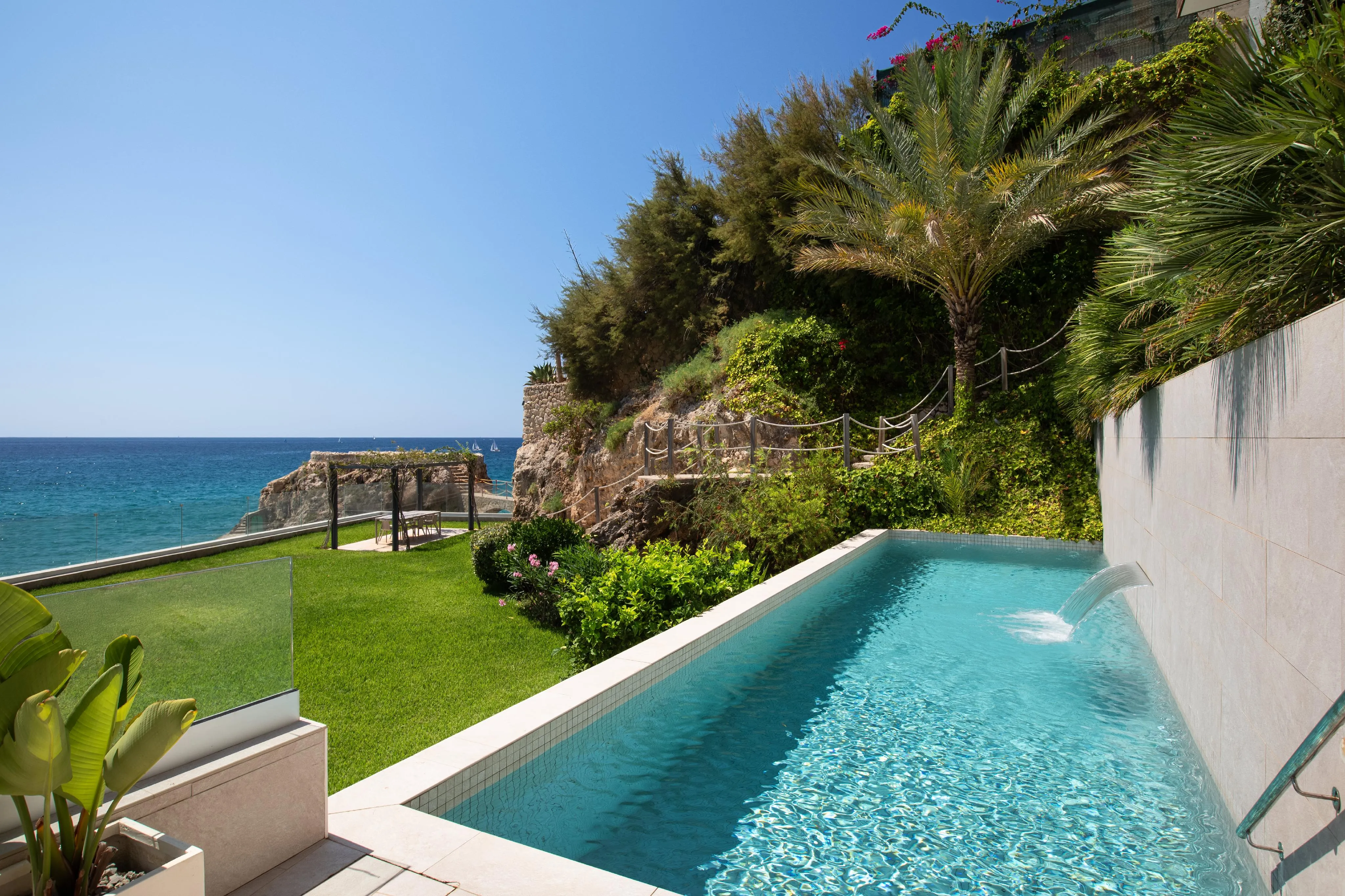 Un été dans un appartement duplex de luxe moderne en première ligne de mer-1