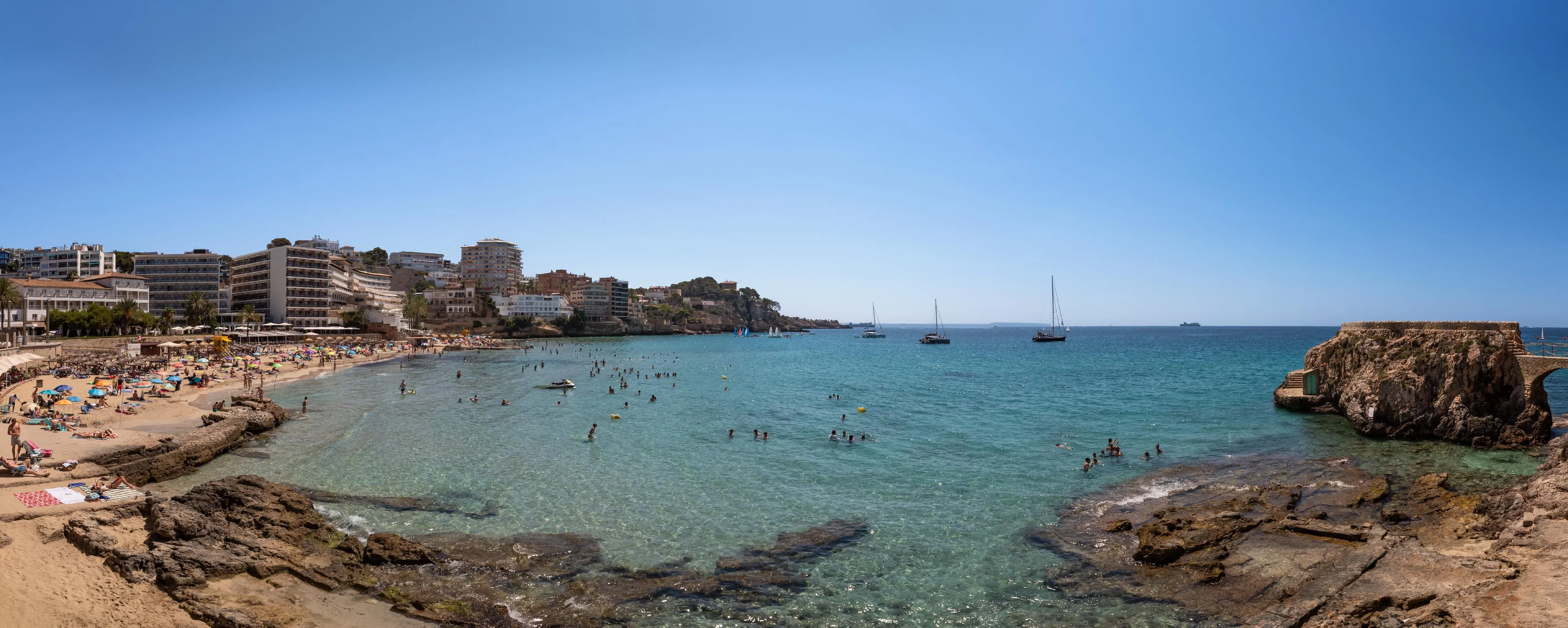 Un été dans un appartement duplex de luxe moderne en première ligne de mer-26
