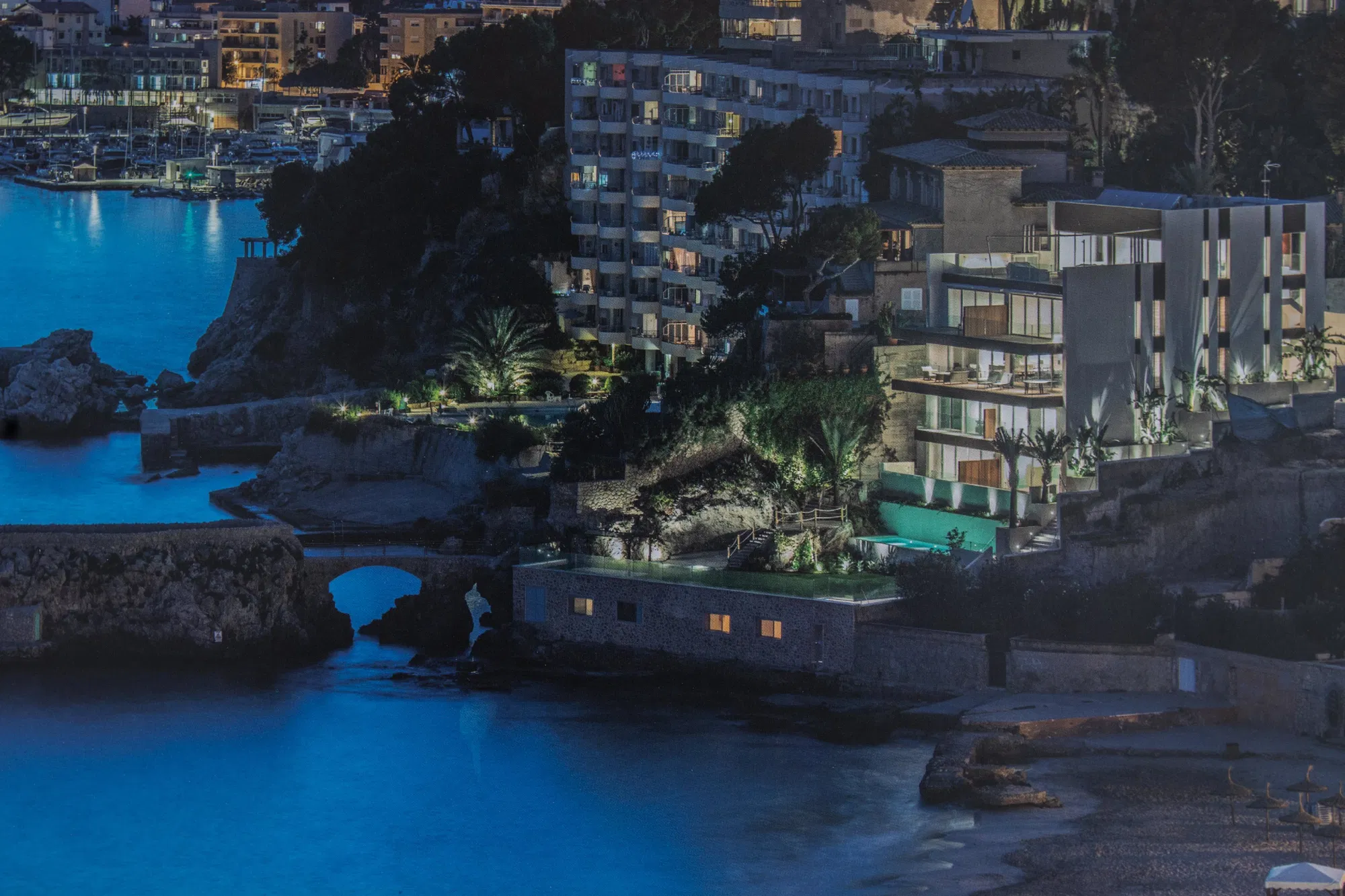 Un été dans un appartement duplex de luxe moderne en première ligne de mer-23
