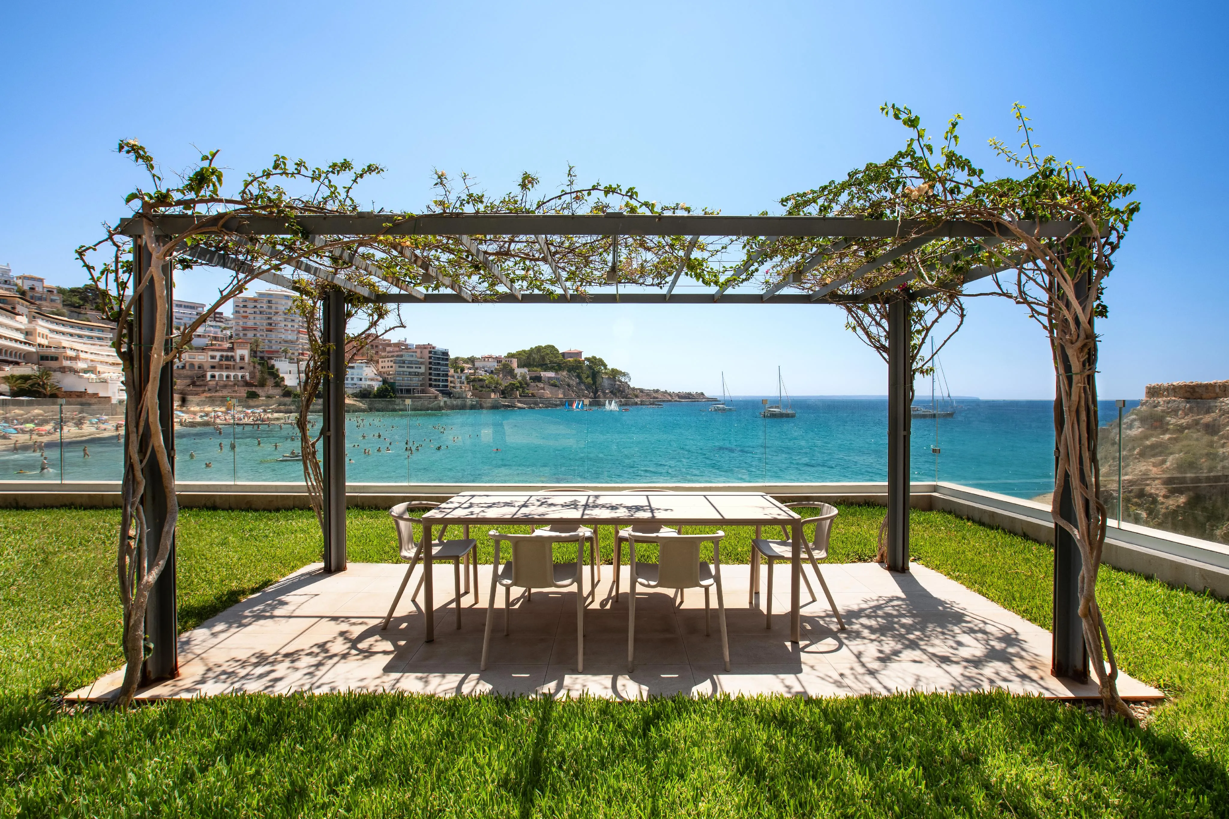 Un été dans un appartement duplex de luxe moderne en première ligne de mer-4