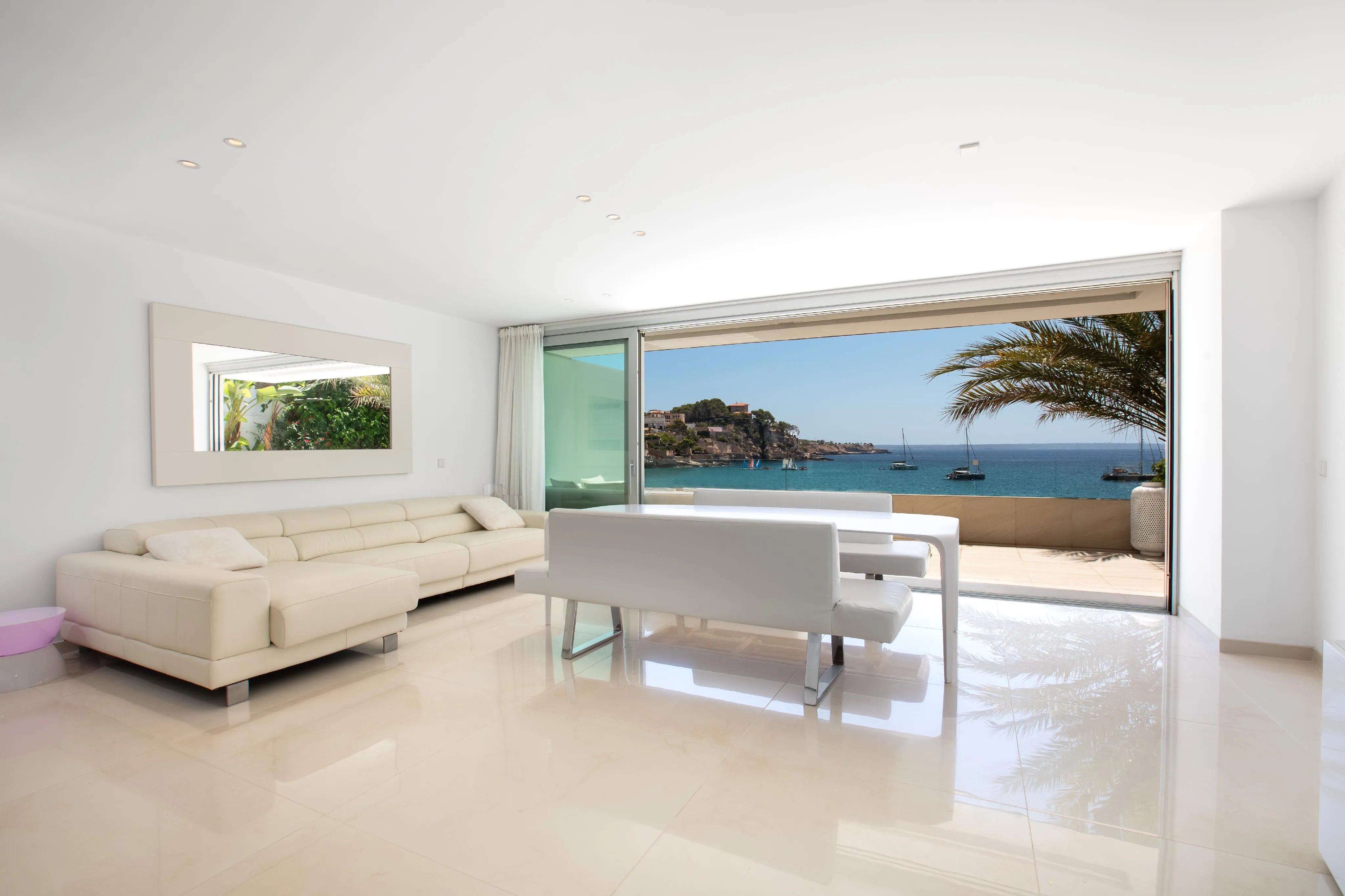 Un été dans un appartement duplex de luxe moderne en première ligne de mer-6