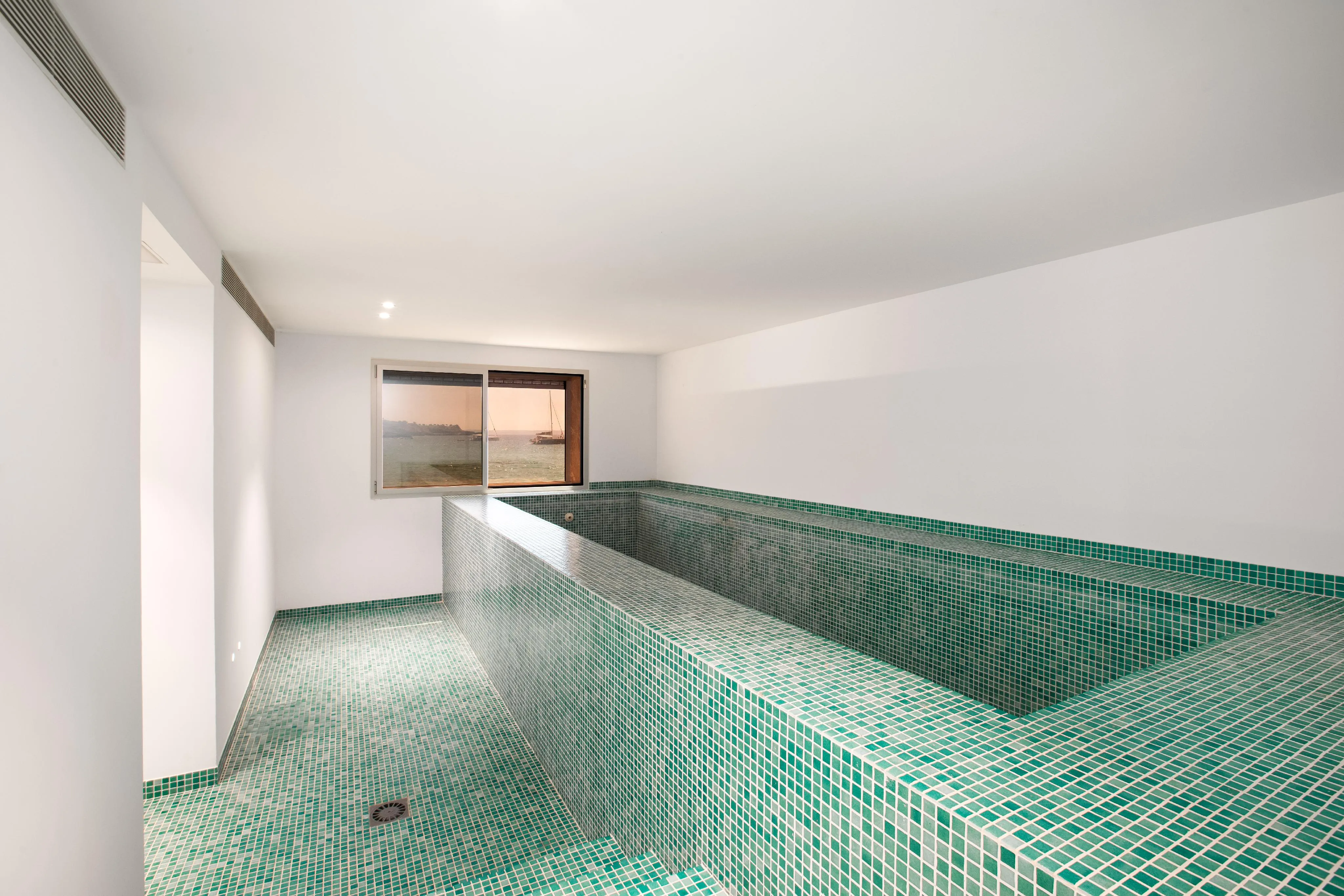 Un été dans un appartement duplex de luxe moderne en première ligne de mer-21