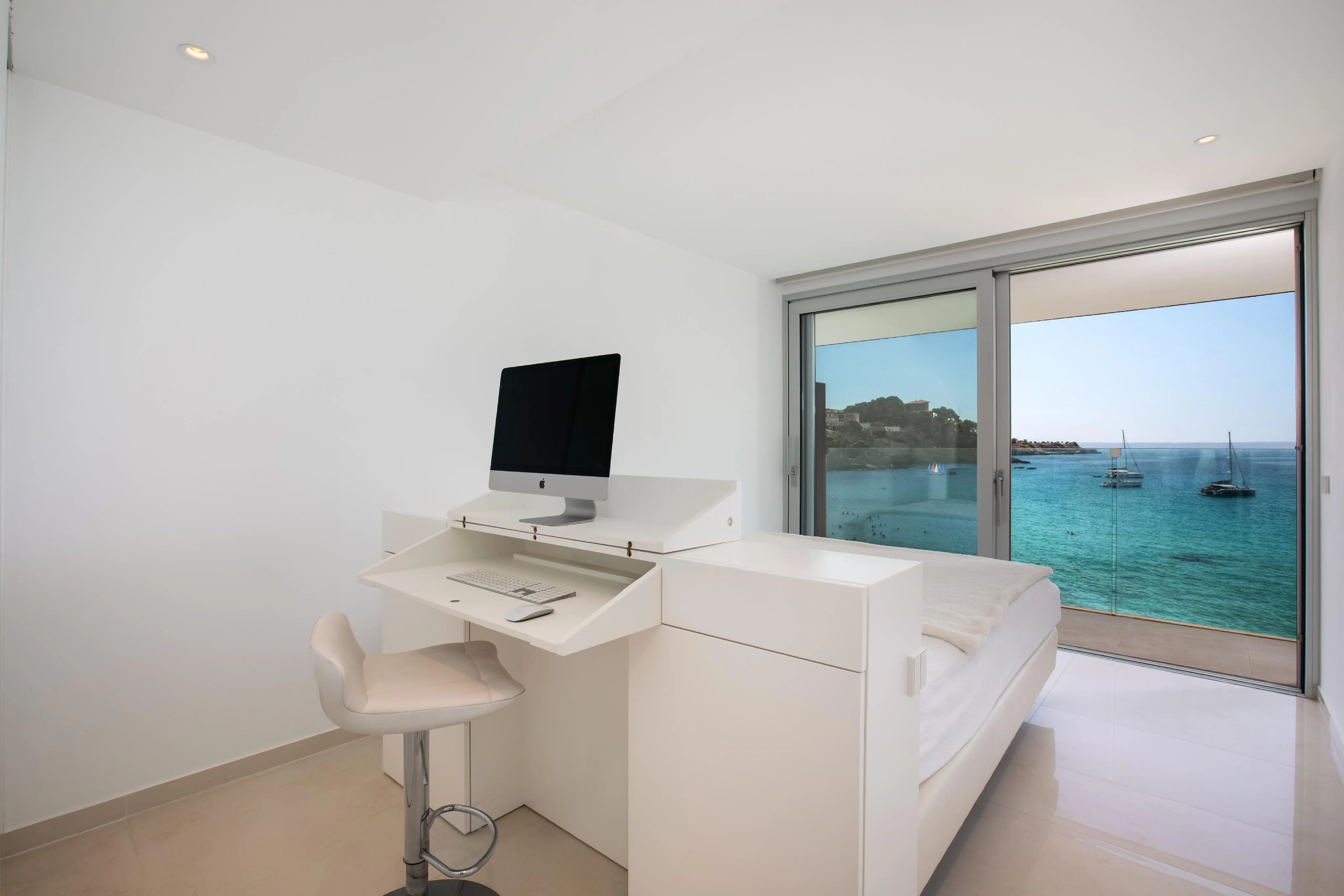 Un été dans un appartement duplex de luxe moderne en première ligne de mer-11