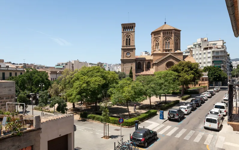 Charmante Wohnung mit Potenzial in Santa Catalina