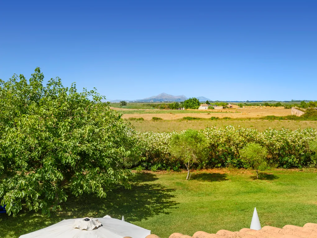 Landhaus mit Natursteinfassade und Privatsphäre in Muro-13