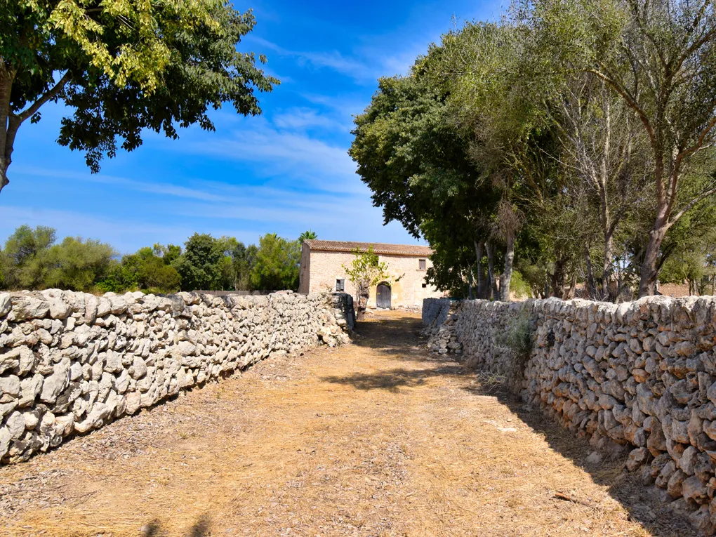 Traditional Majorcan manor house-3