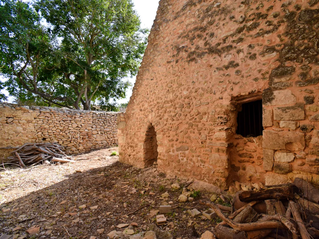 Traditional Majorcan manor house-19