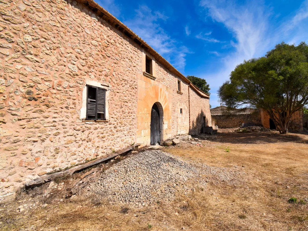 Traditional Majorcan manor house-6