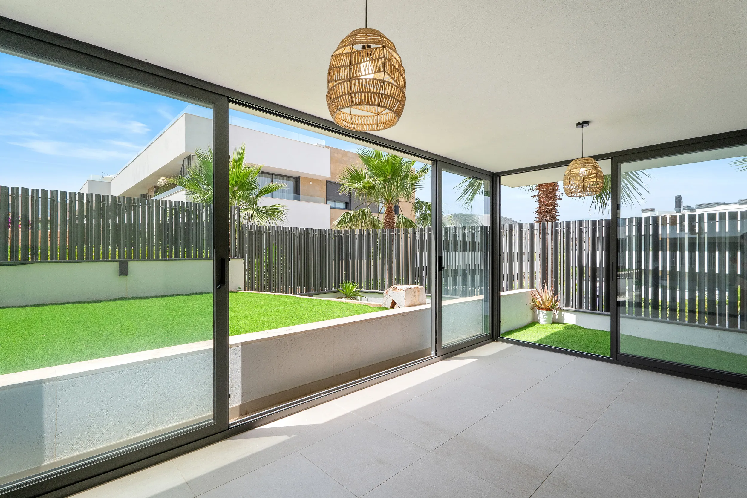 Modern trädgårdslägenhet i exklusivt område i Palma-2