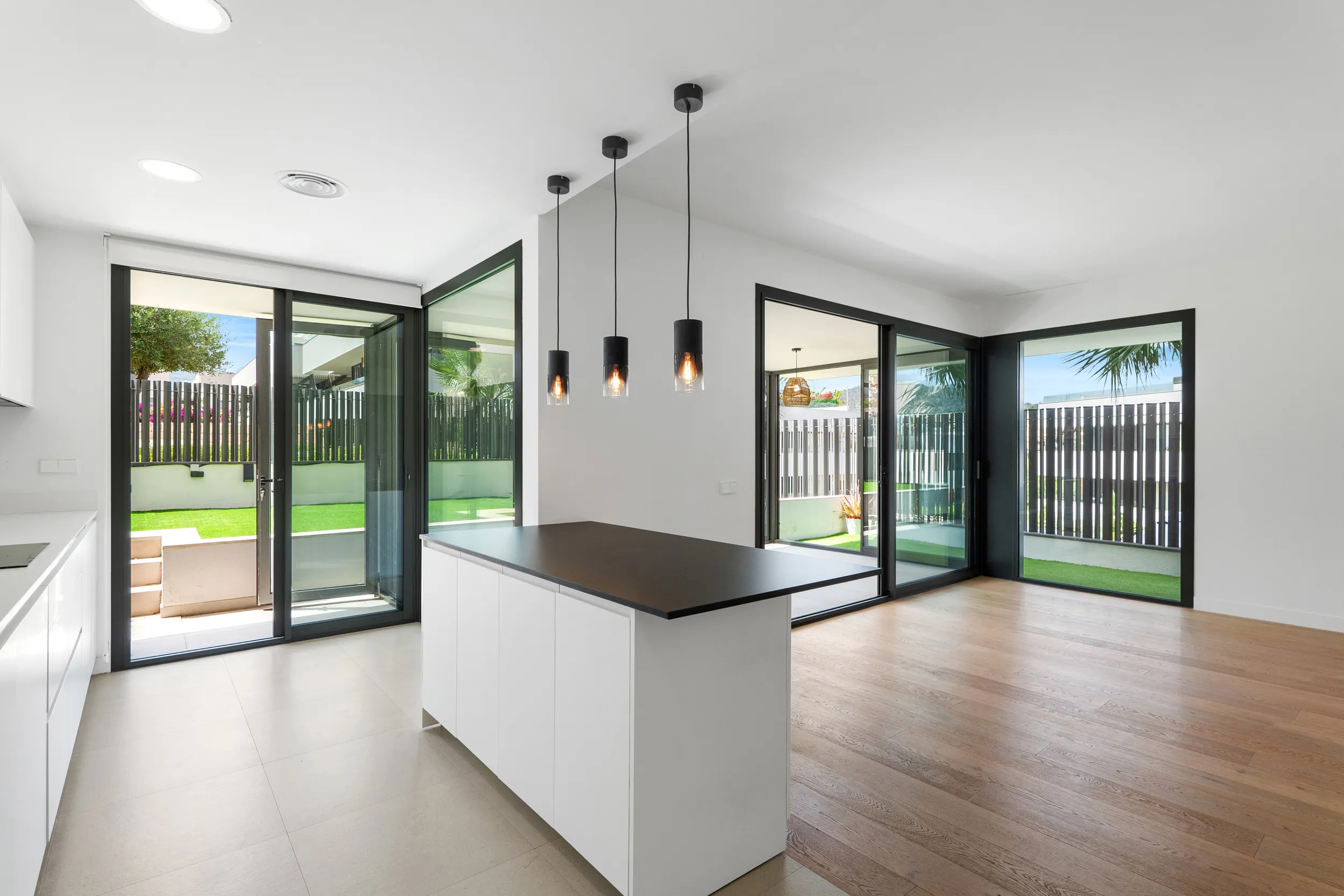 Modern trädgårdslägenhet i exklusivt område i Palma-1