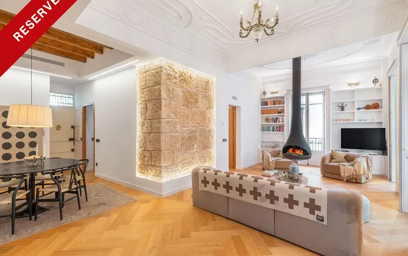 Elegante flat met gemeenschappelijk dakterras