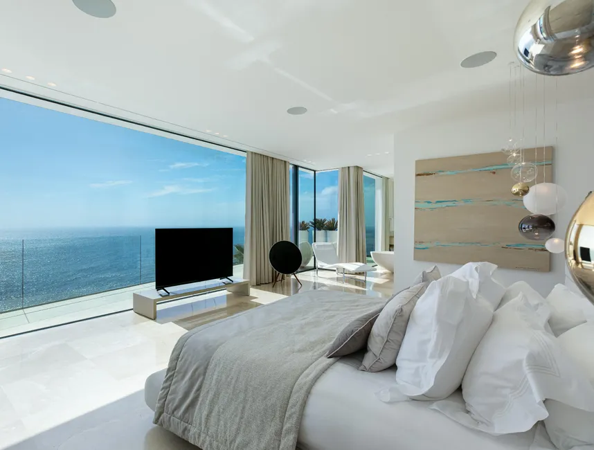 A High-Class Luxury Retreat in Mallorca-7