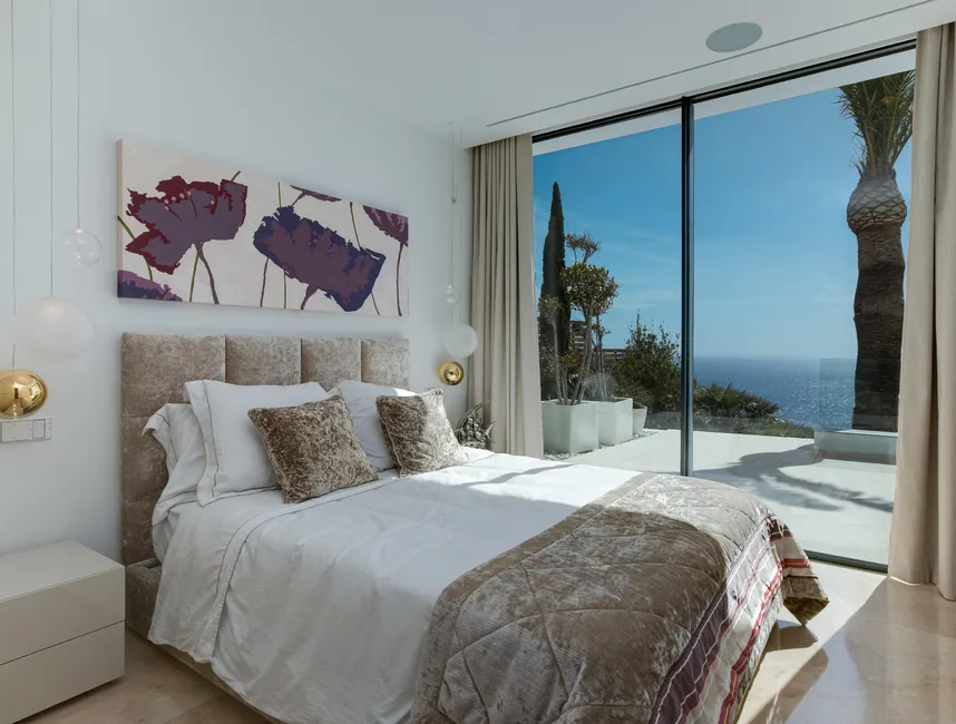 A High-Class Luxury Retreat in Mallorca-11