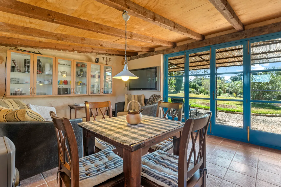 Finca mediterránea con vistas hasta la sierra de Tramuntana cerca de Manacor-18