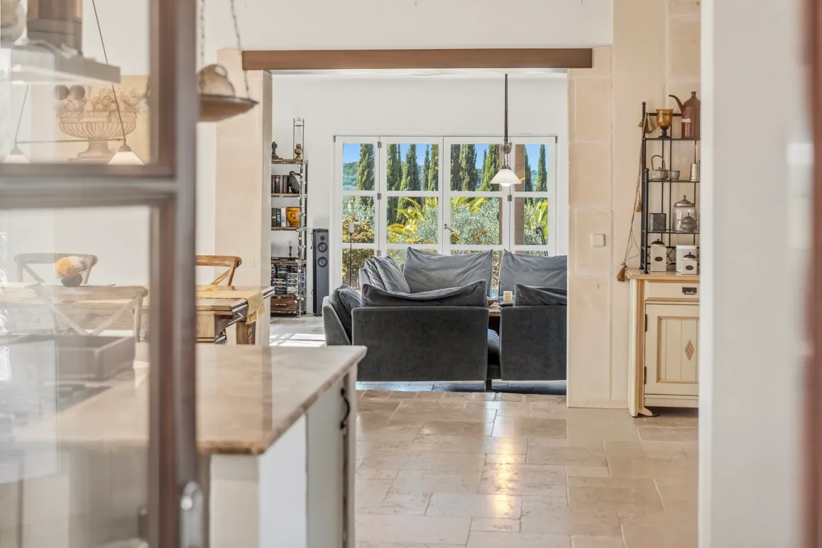 Finca mediterránea con vistas hasta la sierra de Tramuntana cerca de Manacor-7