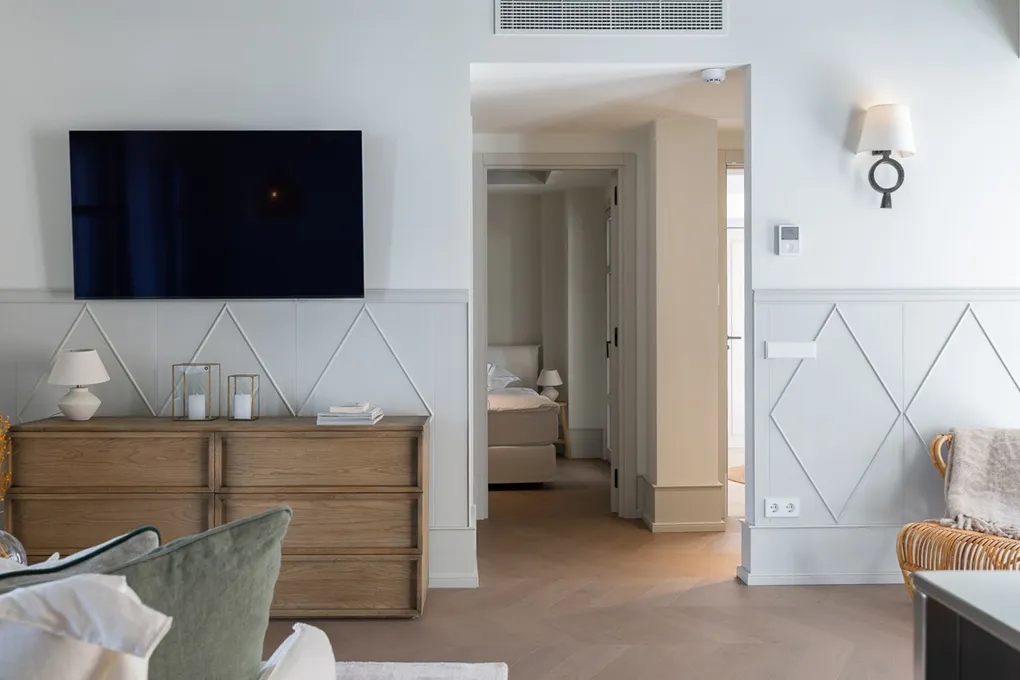 Apartamento elegante con terrazas y piscina comunitaria-10