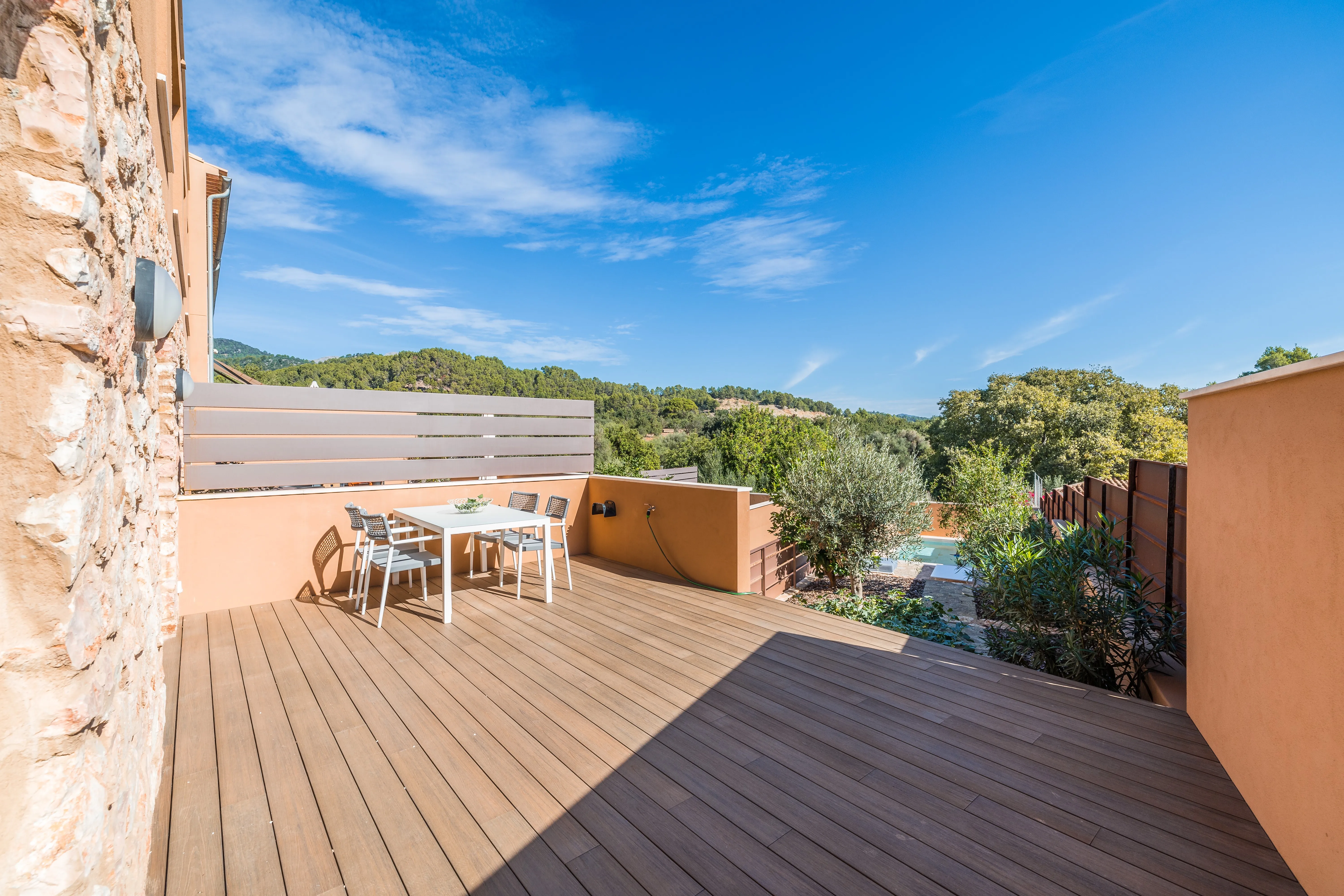 New and modern townhouse with a pool in Biniamar-3