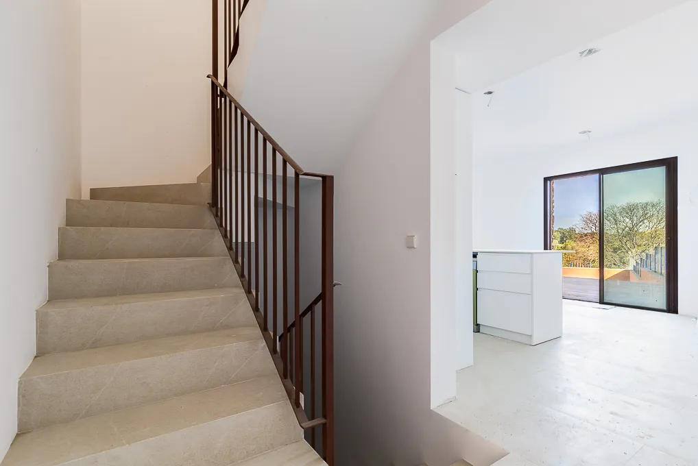 New and modern townhouse with a pool in Biniamar-7