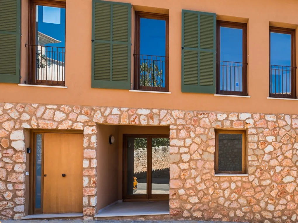 New and modern townhouse with pool in Biniamar-13