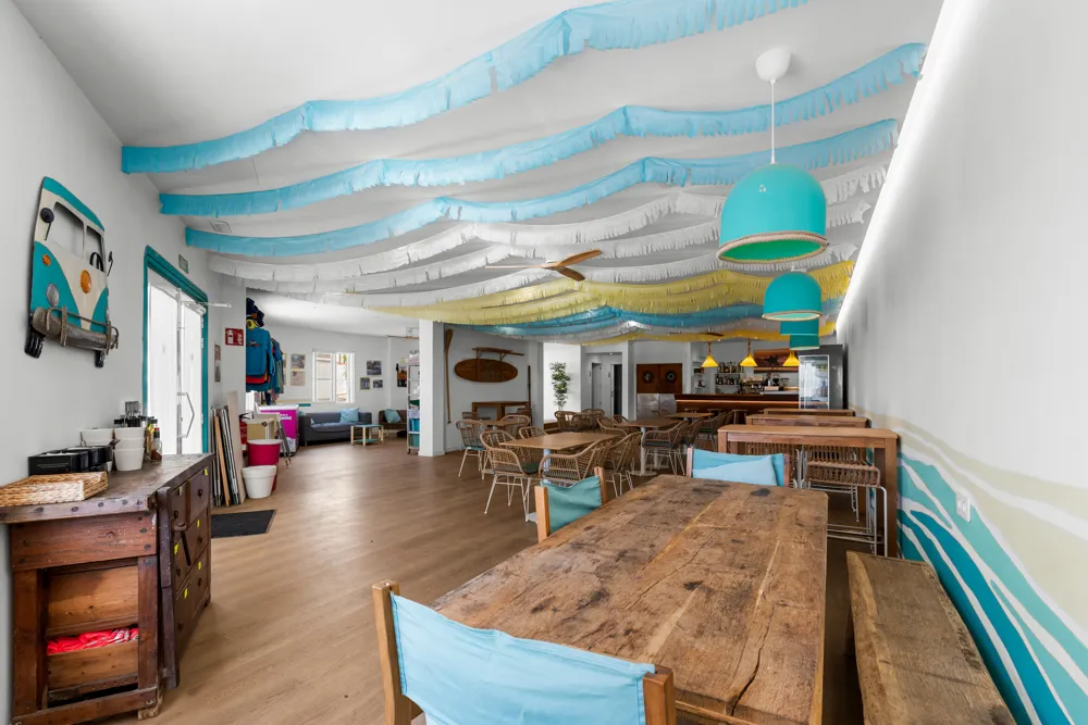 Café ved havet med unik middelhavsatmosfære-12